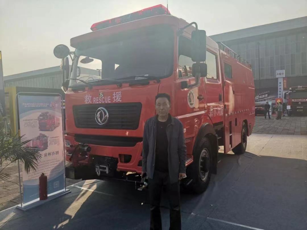 守护消防清静，，，，，旺财28森林消防车专用胎亮相国际消防展 - 旺财28轮胎 - 时间证实质量